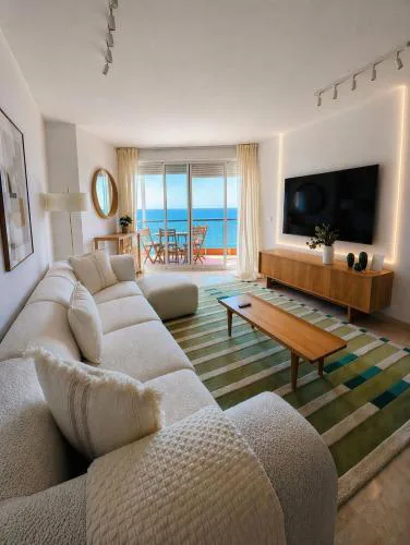 Modern beachfront apartment 2 Bdrm , incredible views