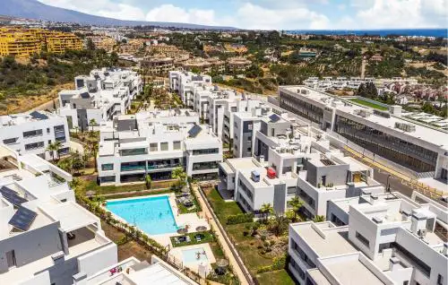 Nice Apartment In Estepona With Wifi