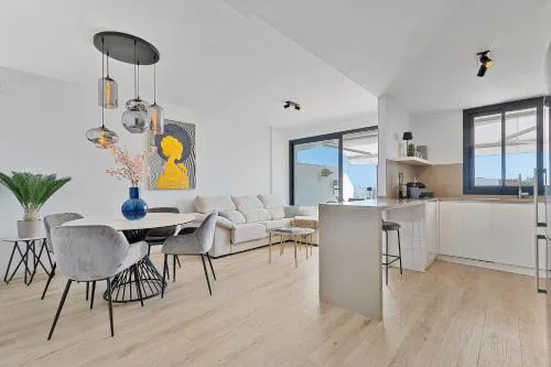 One 80 within walking distance to the sea