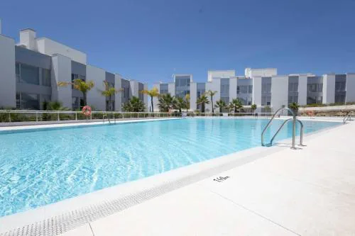 Perfect 3 bed Apt in Le Mirage with Seaview RDR313