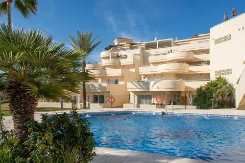 Right on the beach - 4BR Seaview