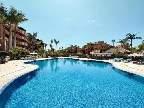 Sea Views Indoor Pool Sauna Gym Wifi