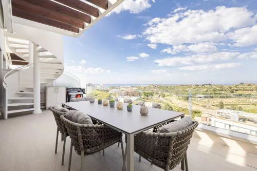 Stunning views and apartment Oceana Views RDR488