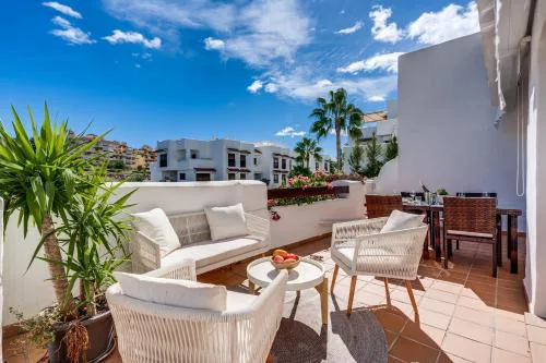 Ultimate Rentals - Appartement Met Uitzicht Op Het Zwembad