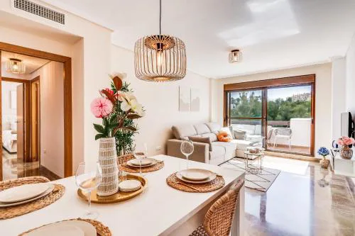 Ultimate Rentals - Heerlijk Appartement Met Uitzicht Op Het Zwembad