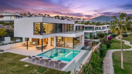 Villa Sandie Front Golf Cinema Room Sauna Jacuzzi Kids Playground