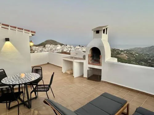 Casa Los Moriscos con increíbles vistas al mar