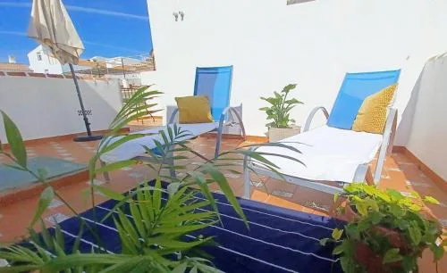 Tipica Casa En Frigiliana con patio y terraza