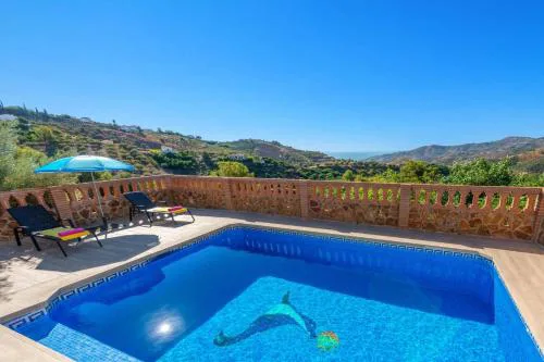 Villa Piedras Blancas by Villa Plus
