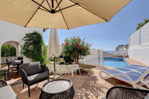 089 Traditional Andalusian 3 Bed Villa with Private Pool