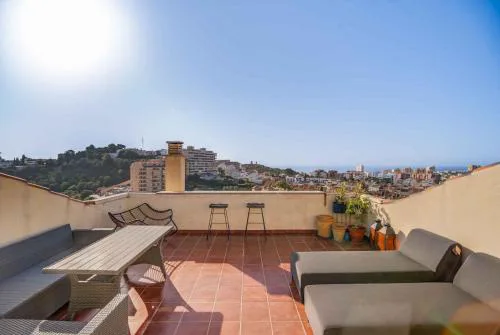 120 - Cozy Duplex Penthouse with Panoramic Views