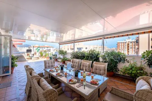 797 HOLIDAY RENTALS - Atico duplex en Fuengirola con espectacular terraza