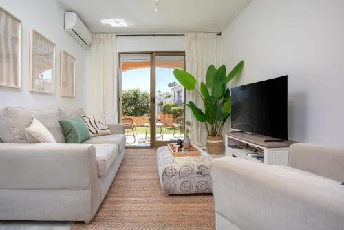 Acogedor apartamento en Mijas by Renthas
