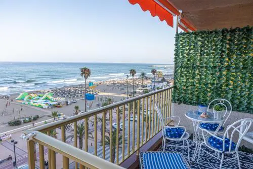 Apartamento Brisas del Mar primera línea Playa Los Boliches Fuengirola