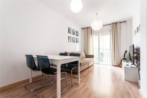Apartamento céntrico a 250 metros de la playa & parking