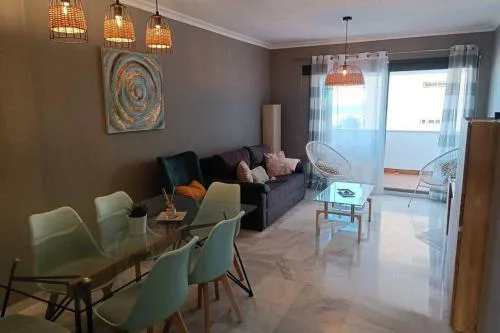Apartamento con vistas al mar