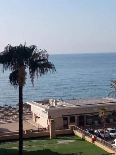 APARTAMENTO RONDA 4 BOLICHES Primera línea de playa