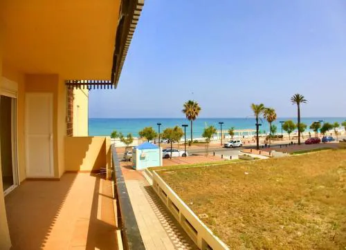 Apartment on the beach,fuengirola