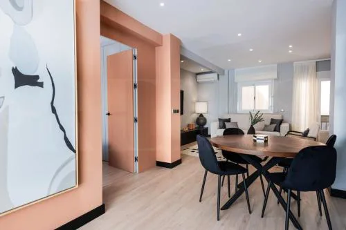Apartment with terrace steps from beach REMS