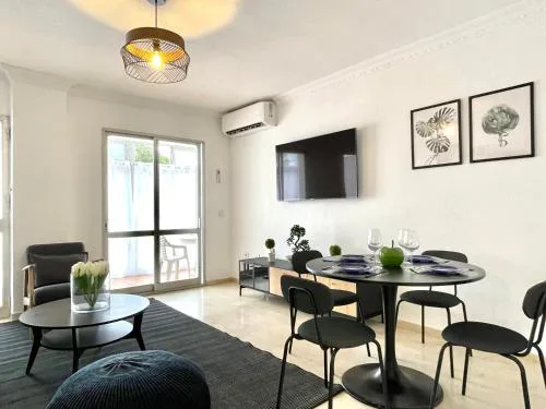 Beach Retreat 2 BR Apartment