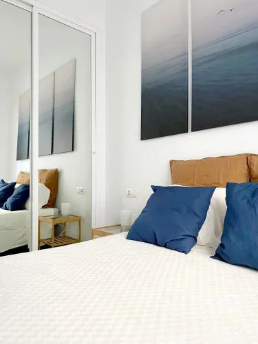 Beachfront two-bedroom apartment in Fuengirola