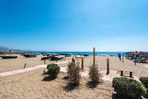 BOLICHES CENTER APARTMENT next to the BEACH, PARKING, POOL & TERRACE