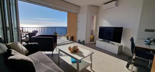 Central & Quite 2BDR beachfront Fuengirola