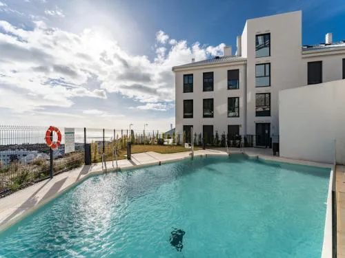 Coastal Retreat with shared pool, Fuengirola