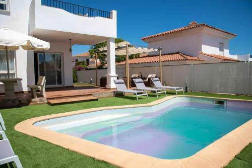 cosy villa with private pool