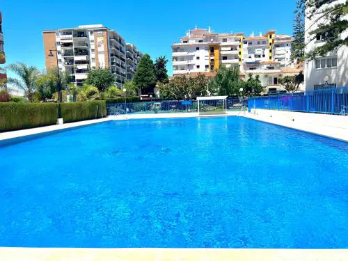 Cozy and quiet, pax7 Los Boliches, 3d, 2b, pool and close to the beach