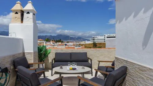Cozy terrace with pool by Costarentals - Ref 206