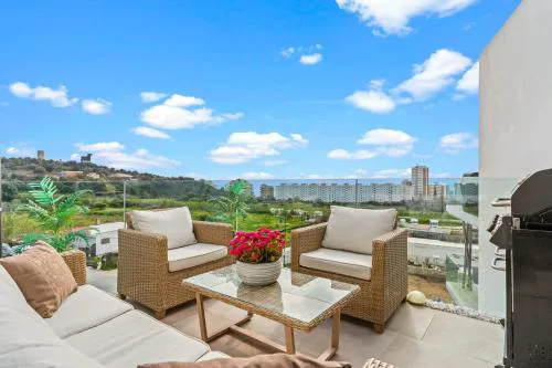 Elegant Duplex Penthouse A116