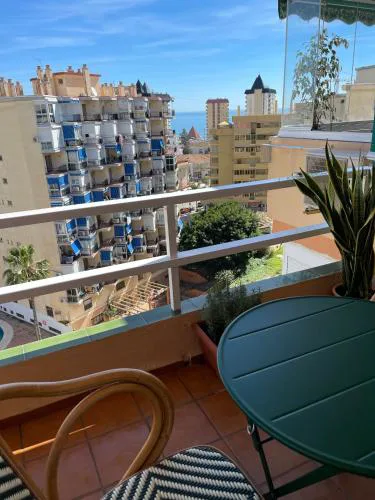 Estudio en Fuengirola con vistas al mar