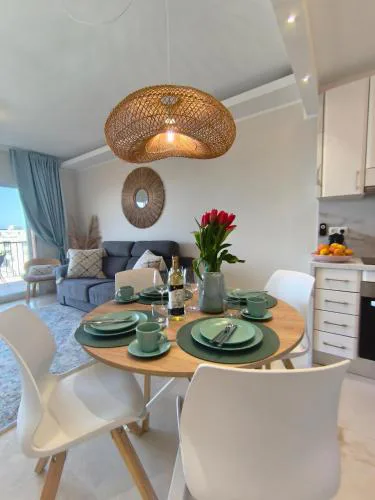 Fuengirola Castle and Sea Views Apartment