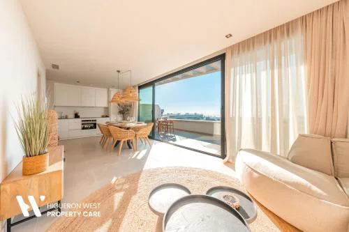 Higueron West Property Collection - La CostaVale by HWPC