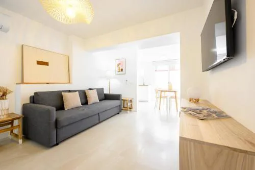 Juanito Maranon by 10Tosea 2 bedrooms