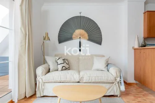 Koti Rentals - Sandy Beach Apartment