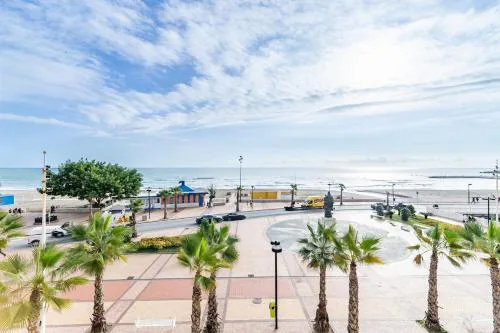 Luxury Apartment Terrace and Beachfront Views by Turivida
