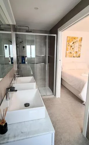 Penthouse 2 min from the beach
