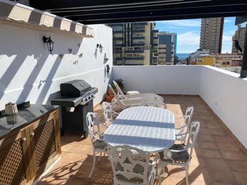Penthouse, near beach, down town Fuengirola, free Parking