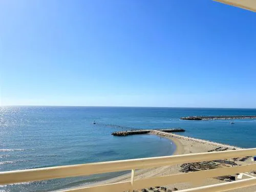 Stella Maris Estrella del Mar Ecobeach Fuengirola