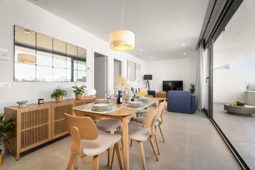 Stylish 2BR Pool & Balcony