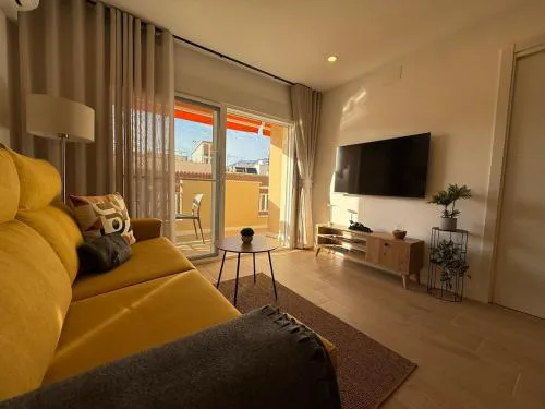 Sunny & Stylish beach apartment