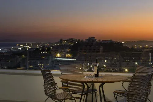 Sunset Top Floor Apartment Higueron