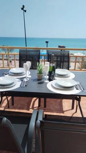 the best beachfront apartment