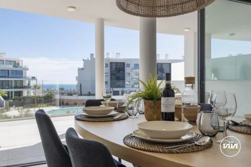 ViVi Homes - Deco Pool, Garden, Terrace & Beach