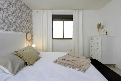 Apartamento con terraza en el centro de Granada QH San Juan de Dios