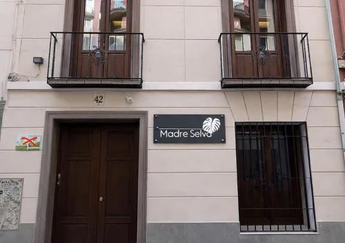 APARTAMENTOS MADRESELVA