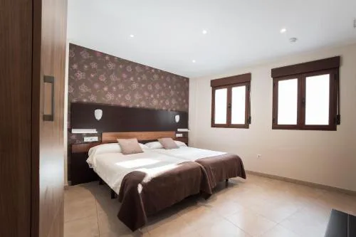 Apartamentos Reyes Católicos by Medina Living