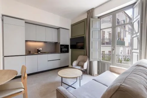 BiBo Suites Marques de Falces